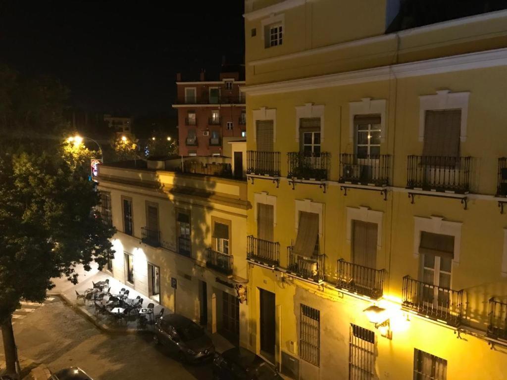 Hostal Puerta Carmona Seville Exterior photo